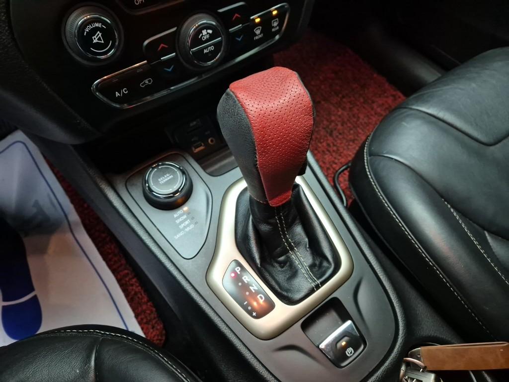 Jeep Cherokee KL Longitude 2.0 Longitude AWD 9