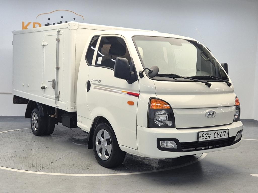 Hyundai Porter II Low Fixed Floor Long Wheelbase Super Cab 5