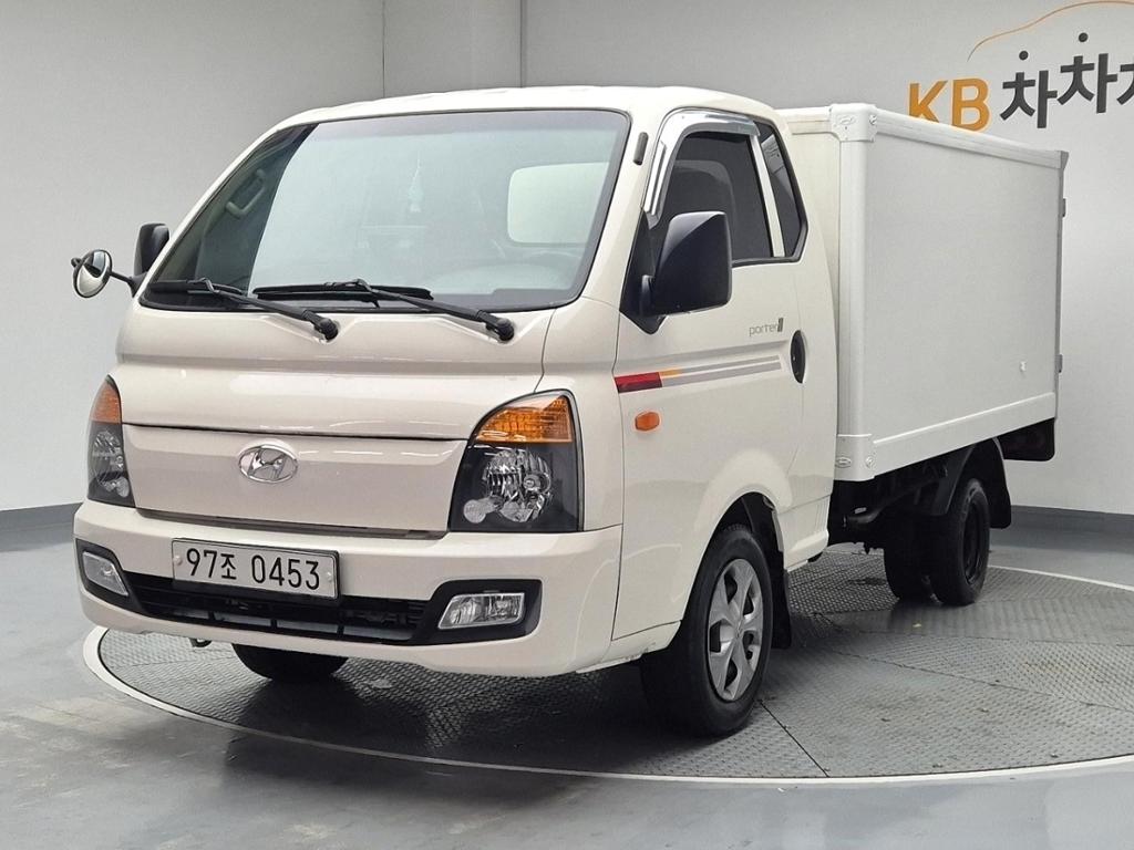 Hyundai Porter II Super Cab Fixed Floor Long Wheelbase Super Cab