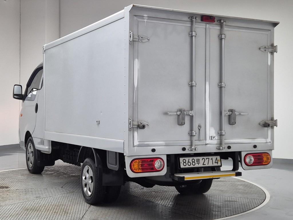 Hyundai Porter II LPG Low Fixed Floor Long Wheelbase Super Cab 3