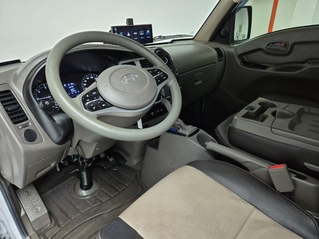 Hyundai Porter II LPG Low Fixed Floor Long Wheelbase Super Cab 7