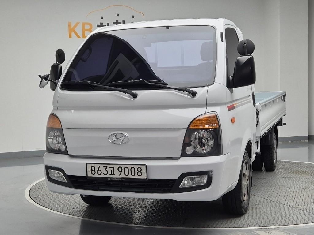 Hyundai Porter II Standard Cab High Fixed Floor Long Wheelbase Standard Cab 2