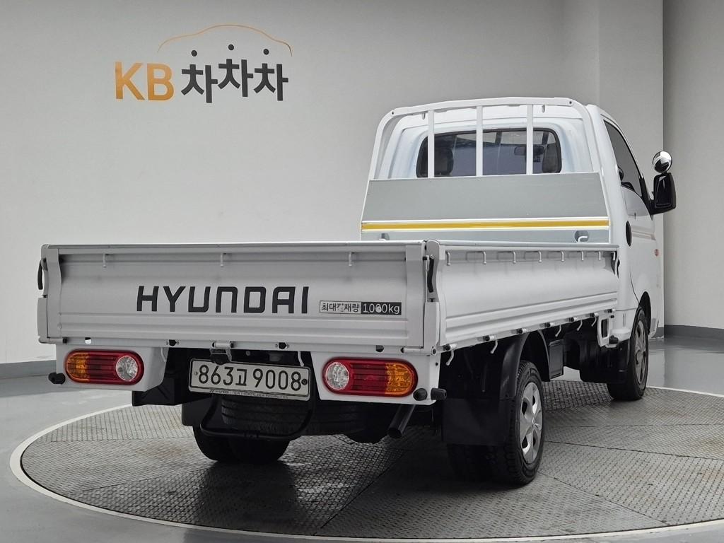 Hyundai Porter II Standard Cab High Fixed Floor Long Wheelbase Standard Cab 4