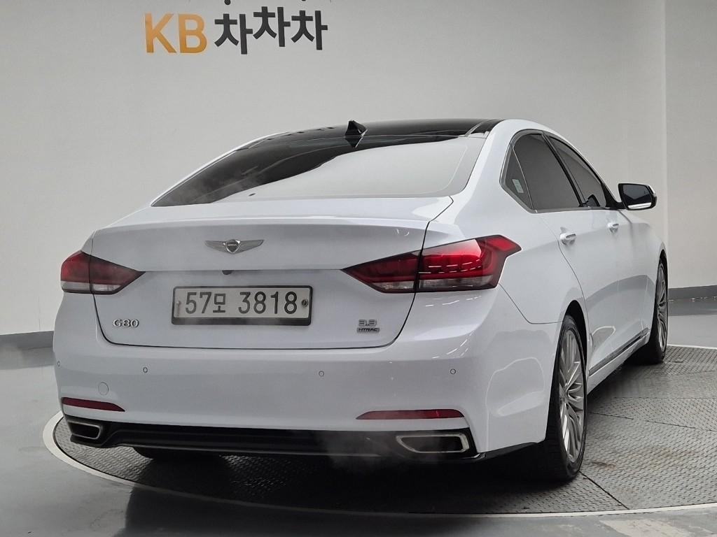 Genesis G80 2018 photo 3