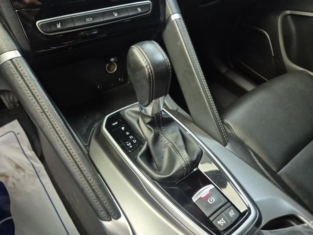 Renault QM6 Samsung New LE Signature 2.0 GDe 9