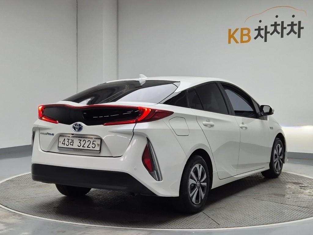 TOYOTA Prius Prime 1.8 Hybrid