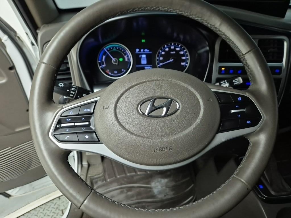 Hyundai Porter II Electric Wing body Long Wheelbase Super Cab 9