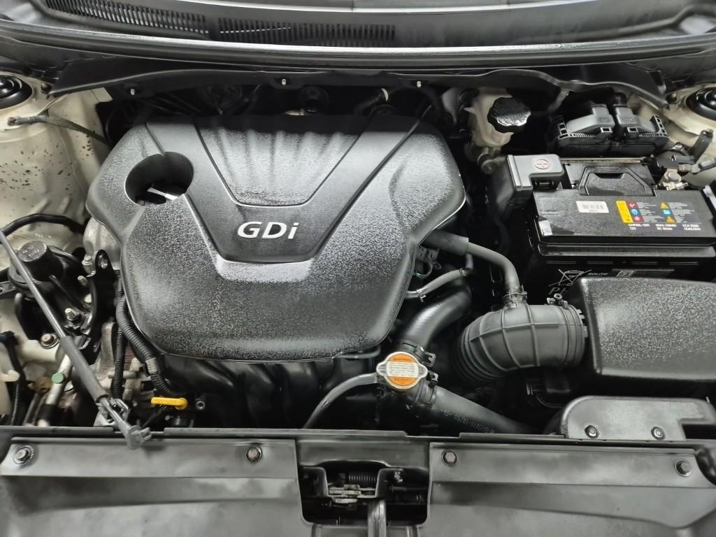 HYUNDAI Veloster 1.6 GDI