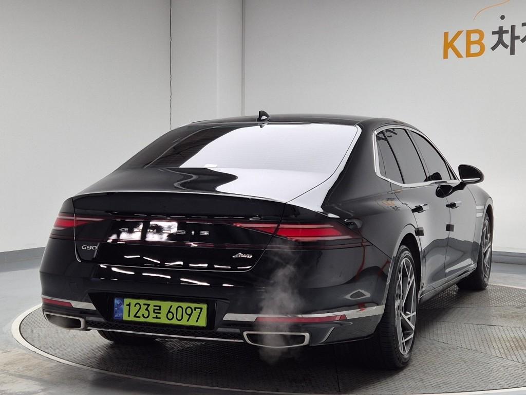 Genesis G90 New Base Type Gasoline 3.5 Turbo AWD 5 Seater — фото 3