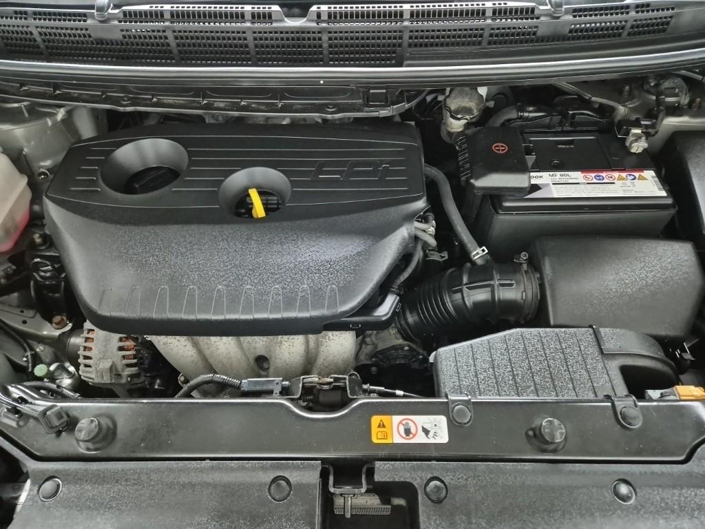 KIA All New Carens 2.0 LPI