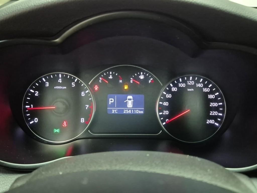 KIA All New Carens 2.0 LPI