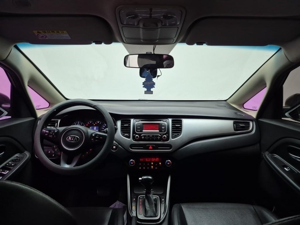 KIA All New Carens 2.0 LPI