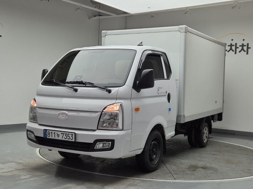Hyundai Porter II LPG Super Cab LPG Fixed Floor Long Wheelbase Super Cab