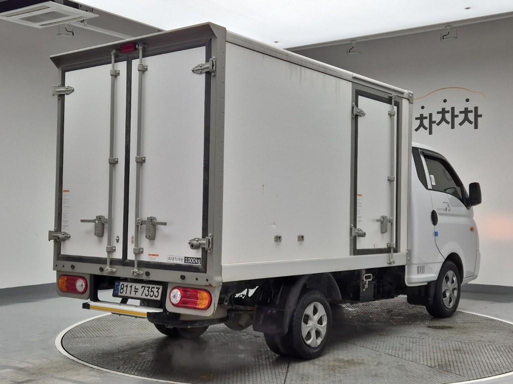 Hyundai Porter II LPG Super Cab LPG Fixed Floor Long Wheelbase Super Cab 4