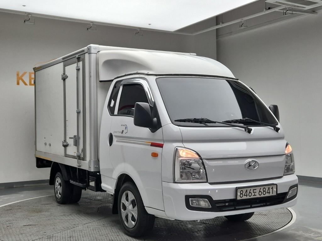 Hyundai Porter II Super Cab Fixed Floor Long Wheelbase Super Cab 5