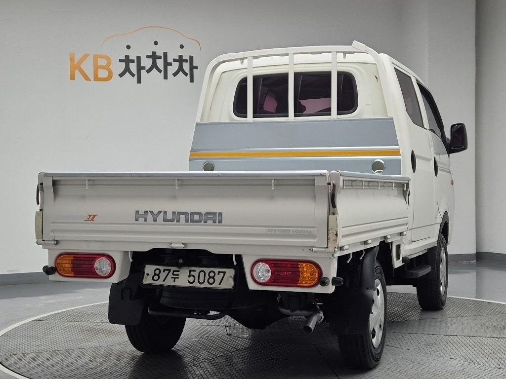 Hyundai Porter II Long Wheelbase Plus Long Wheelbase Double Cab 4WD 4