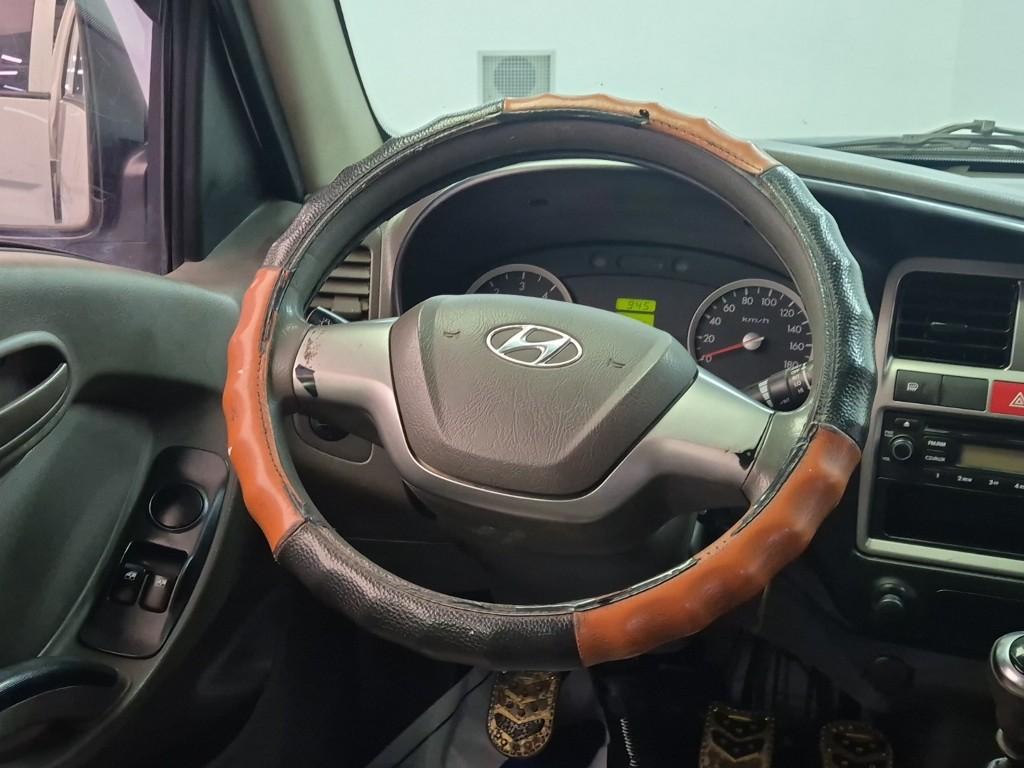 Hyundai Porter II Long Wheelbase Plus Long Wheelbase Double Cab 4WD 9