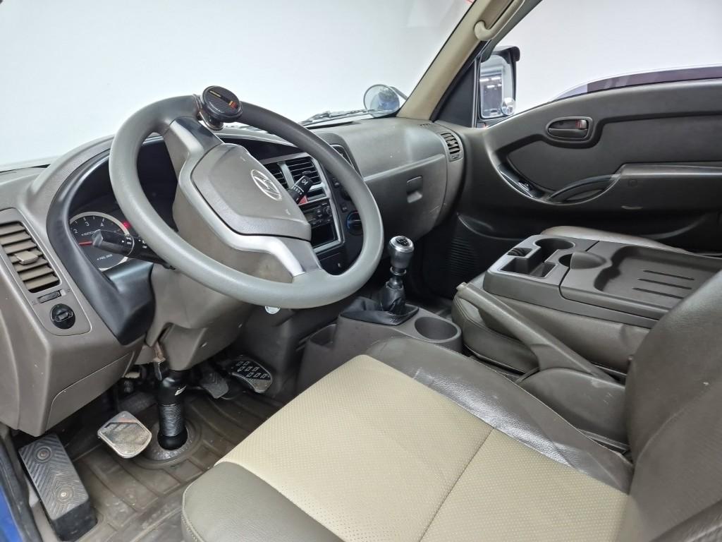 Hyundai Porter II Long Wheelbase Super Long Wheelbase Double Cab 7