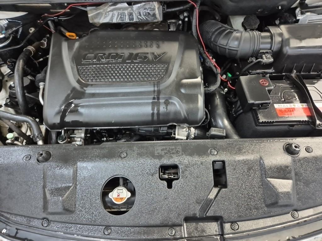 Kia Carnival R GLX Premium Type R2.2 E-VGT 6