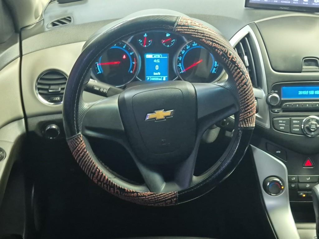 Chevrolet Cruze Amazing LS 1.8 Gasoline 10