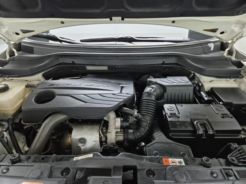 KG Mobility (Ssangyong) Tivoli V7 1.5 Gasoline Turbo 2WD 6