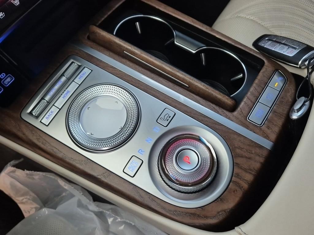 Genesis G80 The Base Type Gasoline 3.5 Turbo AWD 9