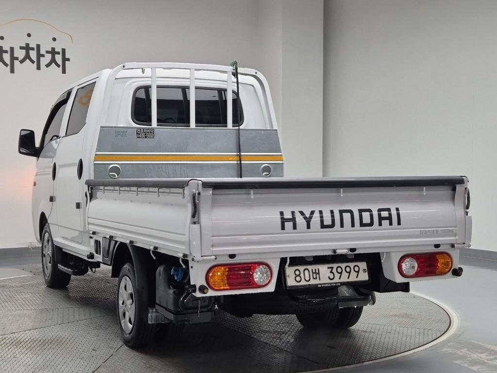 Hyundai Porter II Long Wheelbase Smart Long Wheelbase Double Cab 3