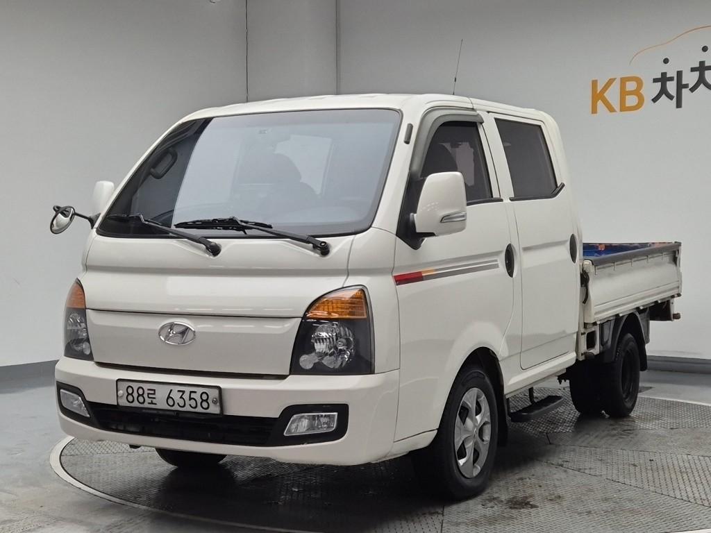 Hyundai Porter II Long Wheelbase Modern Long Wheelbase Double Cab 2