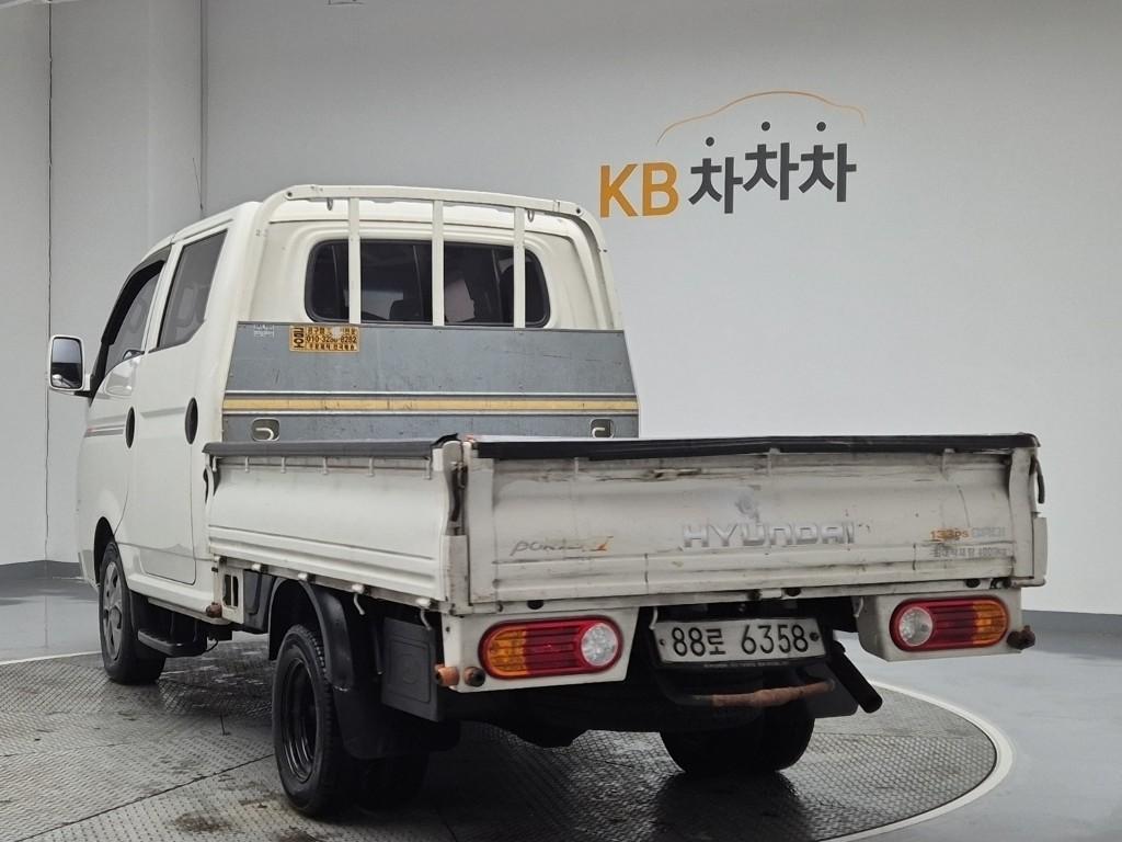 Hyundai Porter II Long Wheelbase Modern Long Wheelbase Double Cab 3