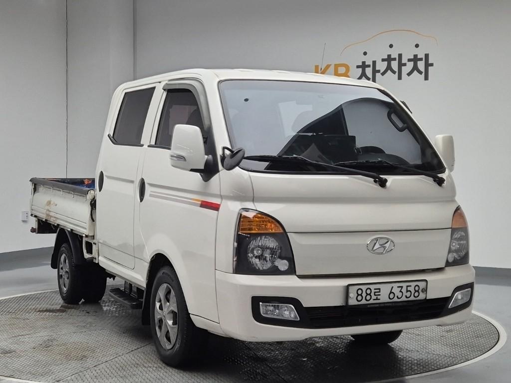 Hyundai Porter II Long Wheelbase Modern Long Wheelbase Double Cab 5