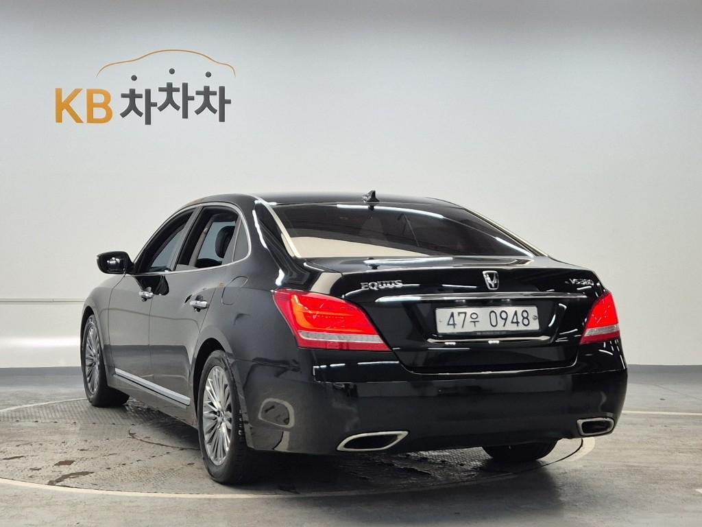 HYUNDAI Ecuus (New Model) VS380