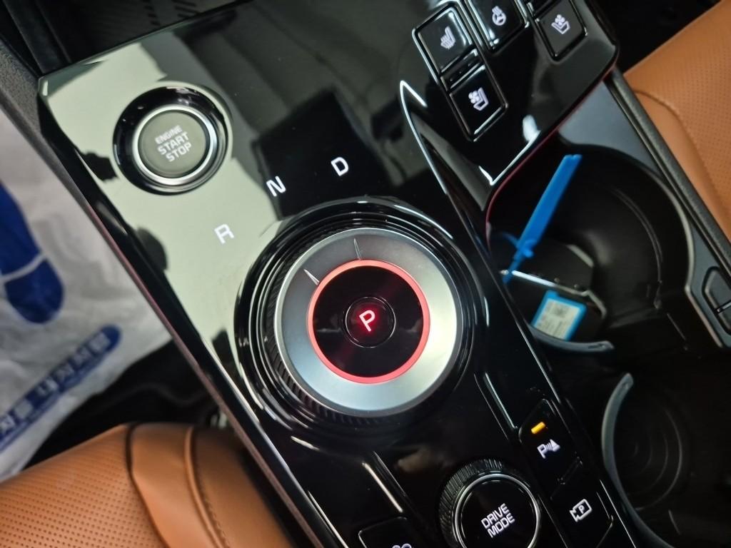 Kia Sportage The Signature Gravity Smart Stream G1.6 T-GDI 2WD 9