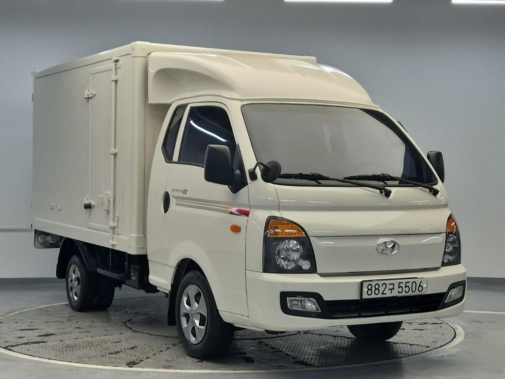 Hyundai Porter II Super Cab Fixed Floor Long Wheelbase Super Cab 5