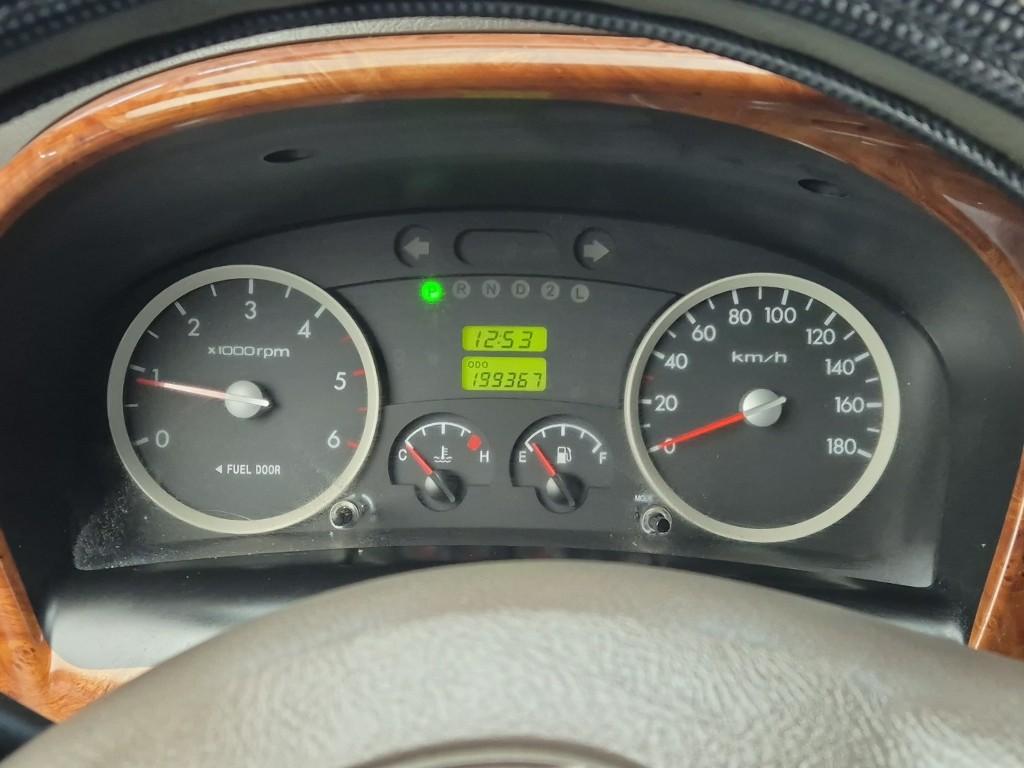 Hyundai Porter II City Van Long Wheelbase Super Cab 6