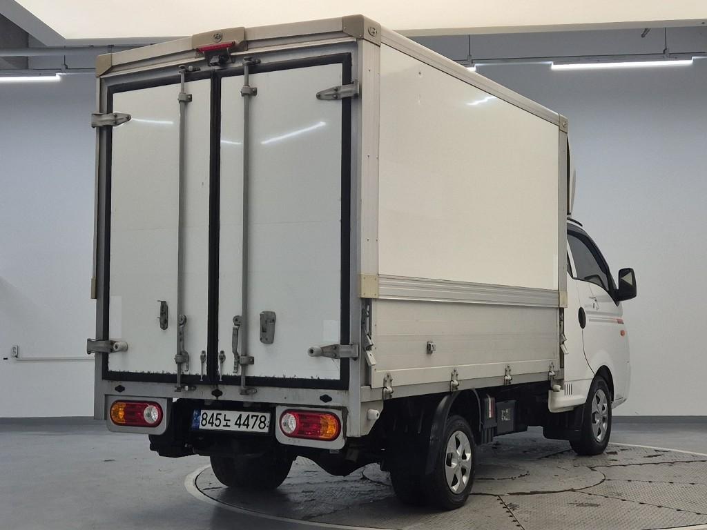 Hyundai Porter II Electric Wing body Long Wheelbase Super Cab 4