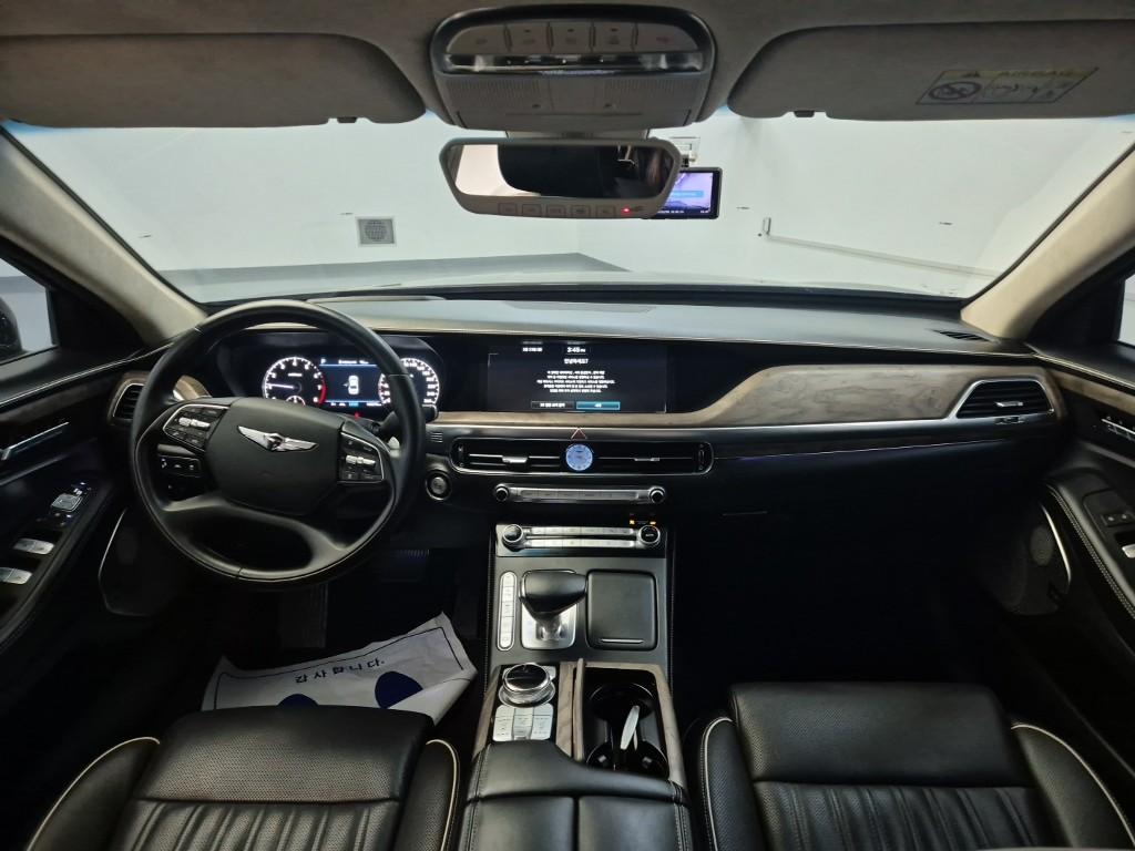 Genesis G90 Prestige 3.8 GDi AWD 8