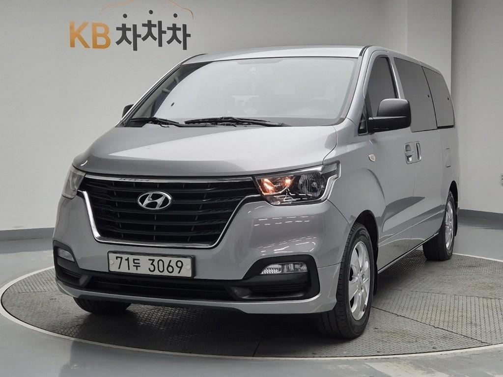 Hyundai Starex Grand Smart 2.5 WGT/ VGT Wagon M/ T