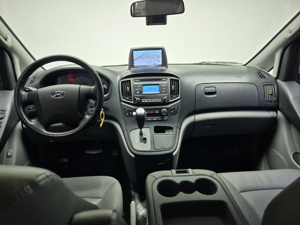 Hyundai Starex Grand Smart 2.5 WGT/ VGT Wagon M/ T 8