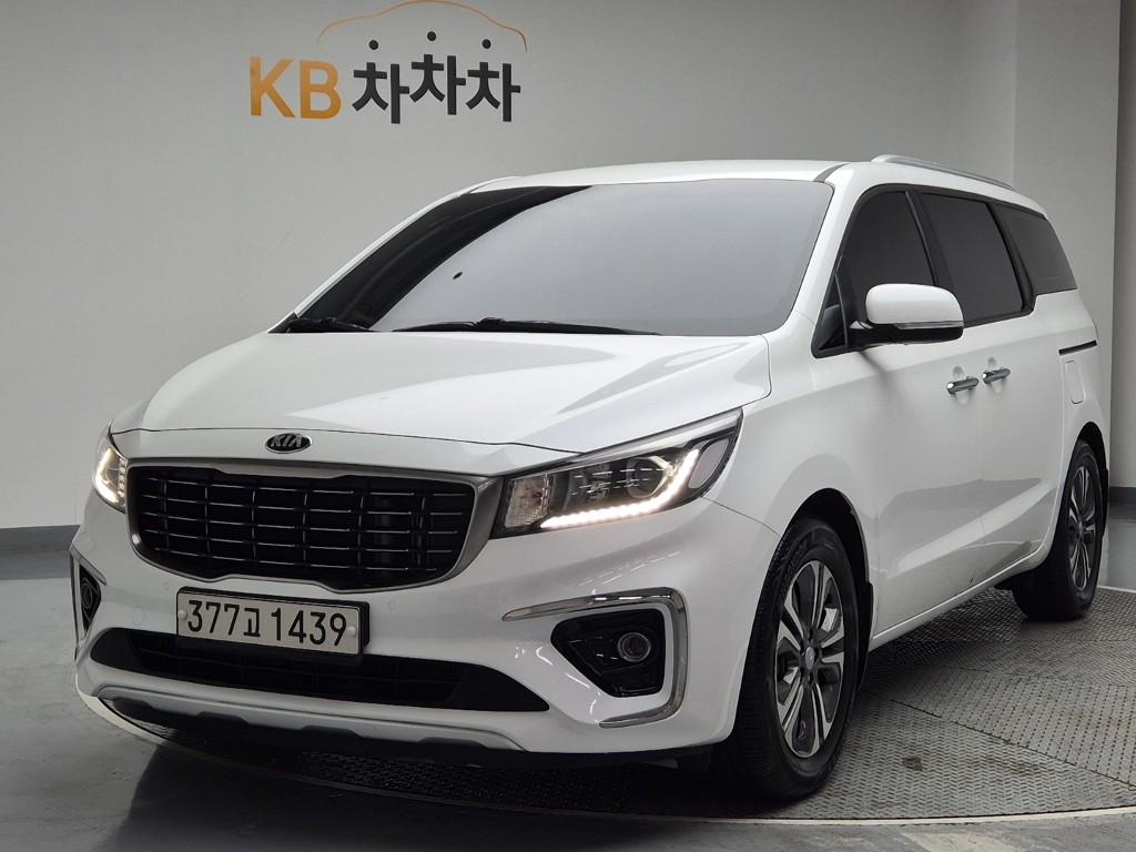 Kia Carnival YP Luxury R 2.2 E-VGT