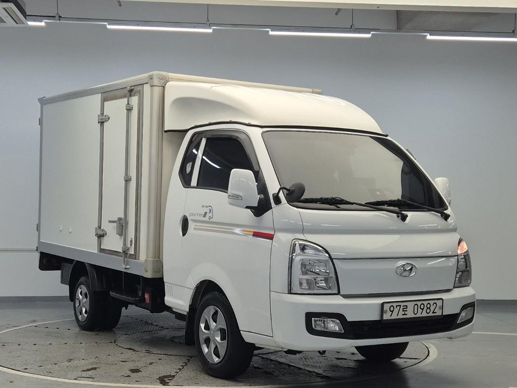 Hyundai Porter II Super Cab Fixed Floor Long Wheelbase Super Cab 5