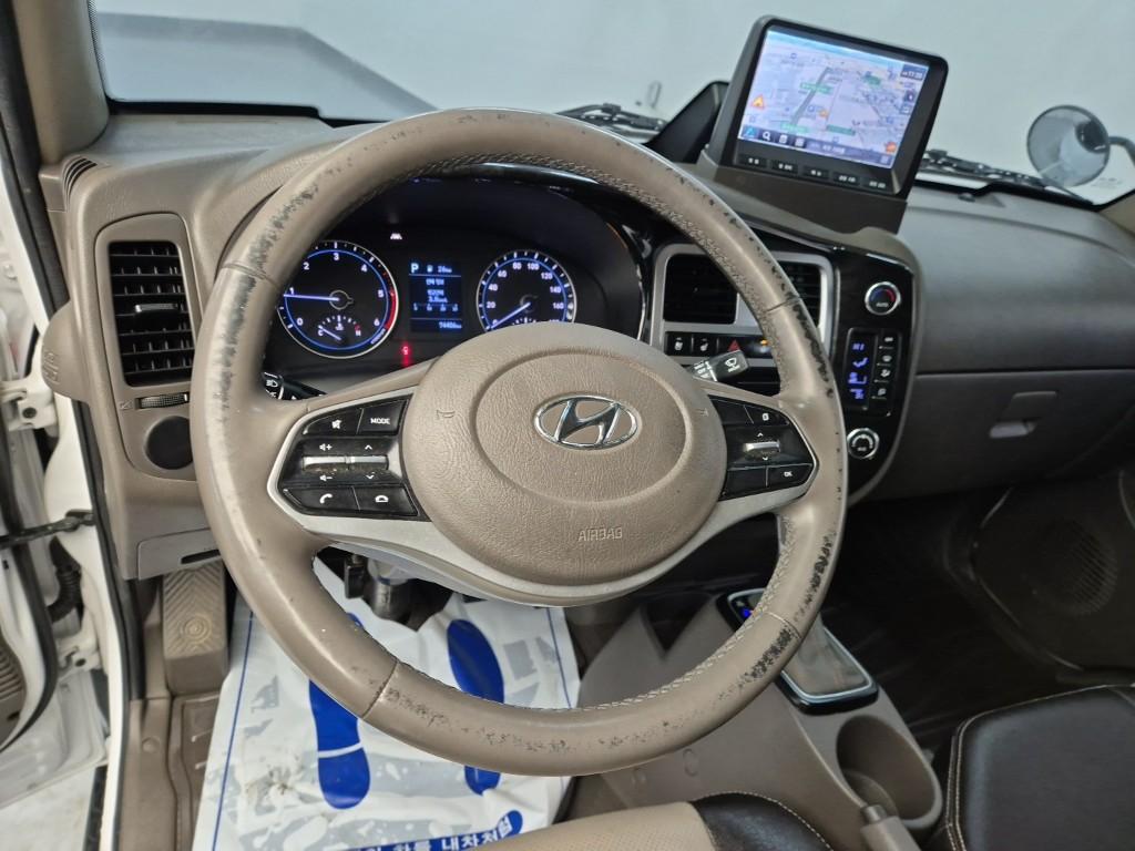 Hyundai Porter II Super Cab Fixed Floor Long Wheelbase Super Cab 9