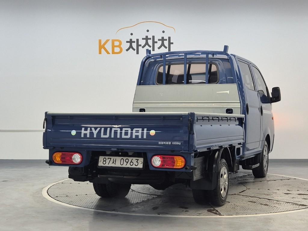Hyundai Porter II Long Wheelbase Style Long Wheelbase Double Cab 4