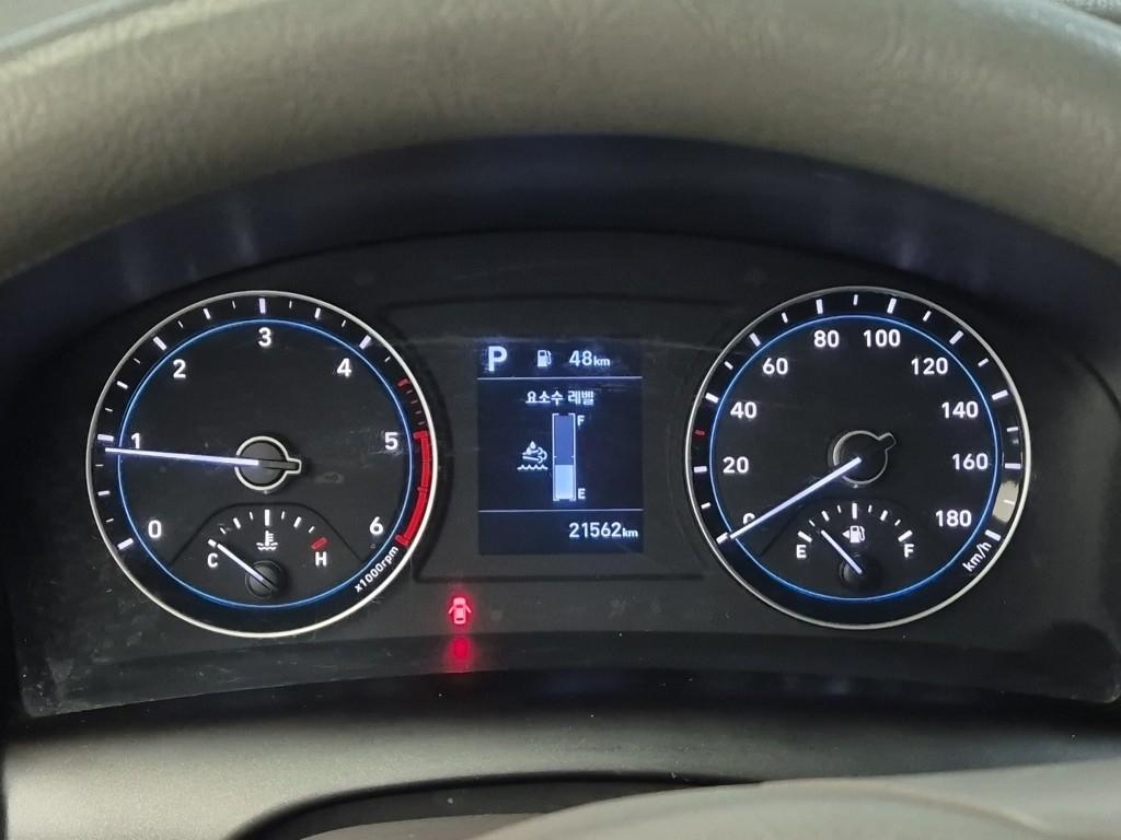 Hyundai Porter II Long Wheelbase Style Long Wheelbase Double Cab 6