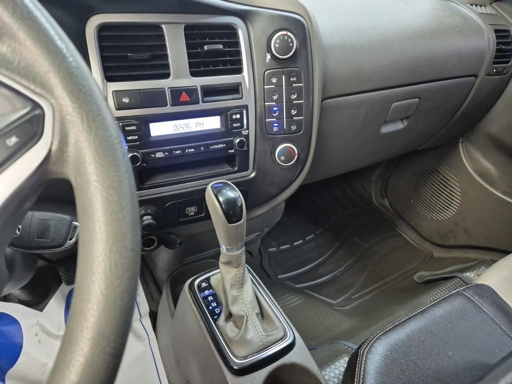 Hyundai Porter II Long Wheelbase Style Long Wheelbase Double Cab 10