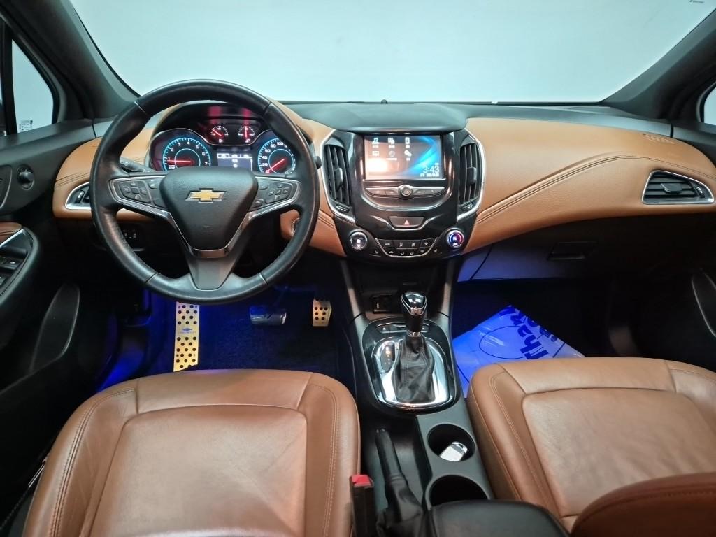 Chevrolet Cruze LTZ 1.4L Turbo Gasoline 8