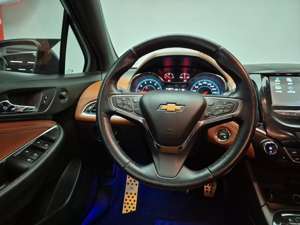 Chevrolet Cruze LTZ 1.4L Turbo Gasoline 10