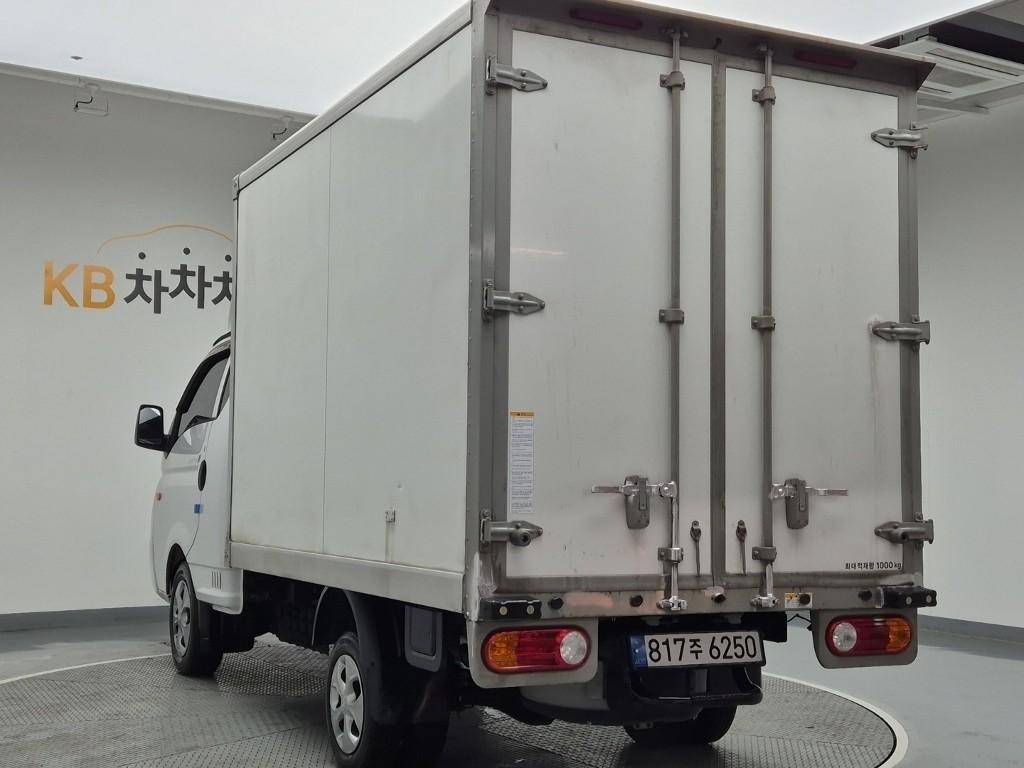Hyundai Porter II Long Wheelbase Smart LPG Long Wheelbase Super Cab 3