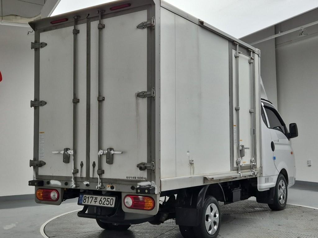 Hyundai Porter II Long Wheelbase Smart LPG Long Wheelbase Super Cab 4