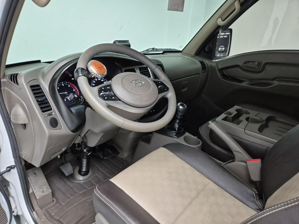 Hyundai Porter II Long Wheelbase Smart LPG Long Wheelbase Super Cab 7