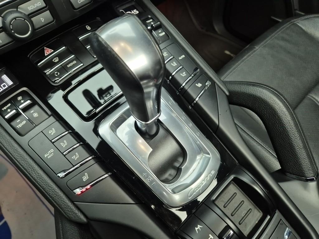 PORSCHE Cayenne (2nd Generation) Diesel 3.0